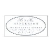 Elegante Mr. & Mrs. Familienname Script Oval Weddi Permastempel (Design)