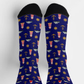 Elegante Nautical Icons auf Navy Blue Socken (Oben)