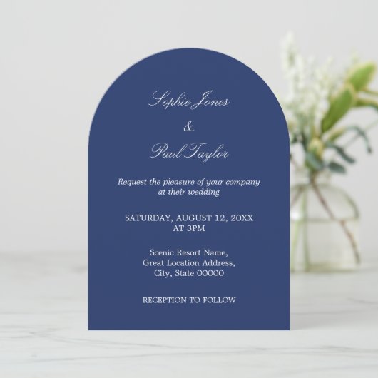 Elegante Navy Blue Arch Wedding Einladung (Stehend Vorderseite)
