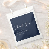 Elegante Navy Blue & White Simple Wedding Geschenktütchen (Ausgeschnitten)