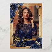 Elegante Navy Rose Gold Floral Foto Quinceanera Folieneinladung (Vorderseite)
