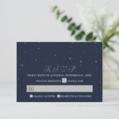 Elegante Navy & Silver Falling Stars Hochzeit RSVP Karte (Stehend Vorderseite)