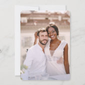 Elegante, neutrale Zwei-Foto-Hochzeit Einladung (Rückseite)