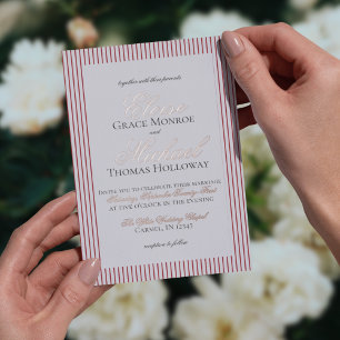 Elegante Old Money Script Red Stripe Hochzeit Folieneinladung