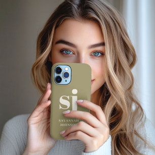 Elegante Olive-Green-Monogramm-Initialen iPhone 13 Pro Max Hülle