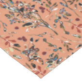 Elegante Orange Blätter Berries Wohngestaltung Tischdecke (Schrägansicht)