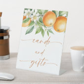 Elegante orange Blumenkarten und Geschenke Sockelschild (In SItu)