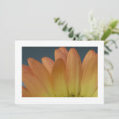 Elegante Orange Petal Custom Einladung (Stehend Vorderseite)