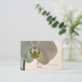 Elegante Orchid Wedding Platzkarte (Stehend Vorderseite)