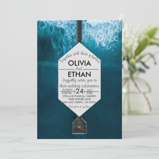 Elegante ozeanblaue Wellen Hochzeitsfeiern Einladung (Stehend Vorderseite)