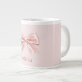 Elegante Pastel Pink Bow & Name Personalisiert Jumbo-Tasse (Vorderseite Rechts)