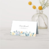 Elegante Pastel Vanilla Blue Floral Wedding Platzkarte (Rückseite)