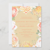 Elegante Peach Floral Wreath Einladungen (Vorderseite)