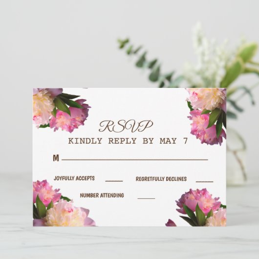 Elegante Penoy Blume Hochzeit RSVP Einladung (Stehend Vorderseite)