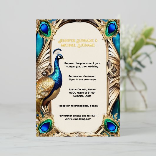 Elegante Pfauenblau goldene Federn 3D real Folieneinladung (Stehend vorne)