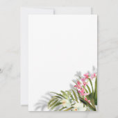 Elegante Pink Floral Palms Shadows Beach Hochzeit Einladung (Rückseite)