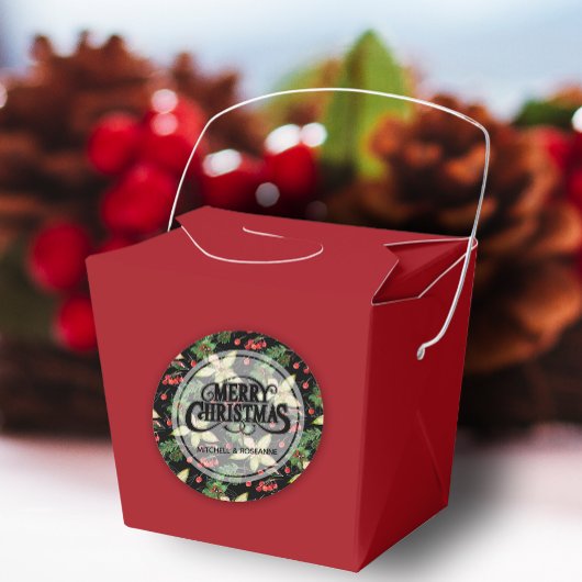 Elegante Poinsettia und Berries Small Runder Aufkleber