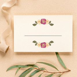 Elegante Pressed Wildblumen Boho Garden Wedding Platzkarte