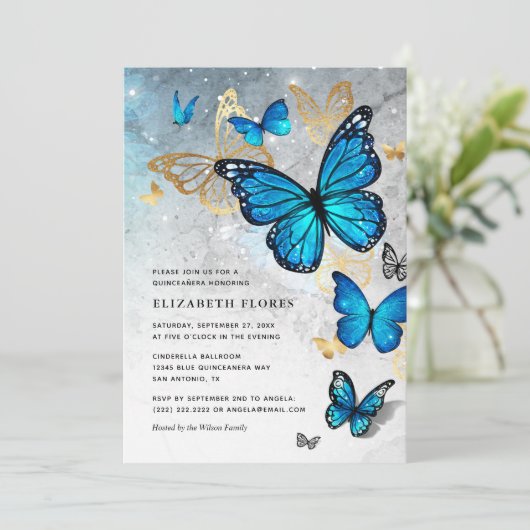Elegante Princess Gold Blue Butterfly Quinceanera Einladung (Stehend Vorderseite)