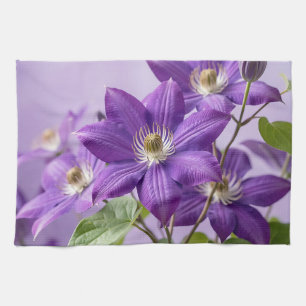 Elegante purpurfarbene Clematis-Blütenpracht Geschirrtuch