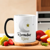 Elegante Ramadan Kareem Crescent Design Islamische Verwandlungstasse