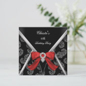 Elegante Red Black Damask Bow Birthday Party Einladung (Stehend Vorderseite)