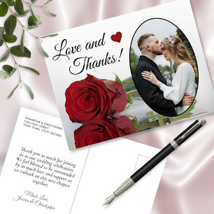Elegante Reflektion Rote Rose Hochzeit Liebe & Dan Postkarte