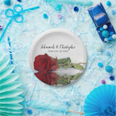 Elegante Reflektion Rote Rose Romantische Hochzeit Pappteller (Party)