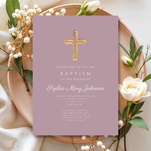 Elegante religiöse Cross Lila Script Girl Taufe Einladung