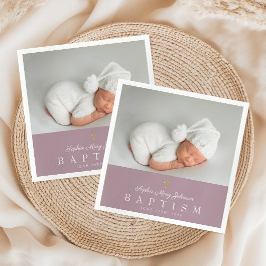 Elegante religiöse Kreuztaufe Lila Fotos Serviette