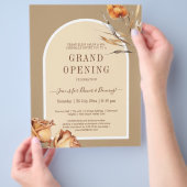 Elegante Retro Arch Blume Business Grand Opening Flyer (Hand)