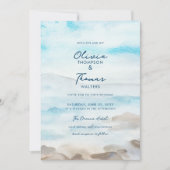 Elegante Rocky Ocean Mist All in One Beach Wedding Einladung (Vorderseite)