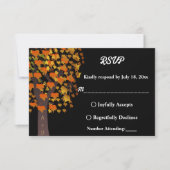 Elegante romantische Tree Schwarze Hochzeit im Her RSVP Karte (Vorderseite)