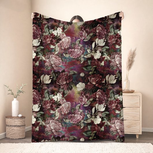 Elegante rosa Blumen rotes Muster Fleecedecke