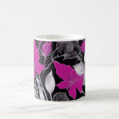 Elegante rosa Blüte mit silbernen Blätter Kaffeetasse (Mittel)