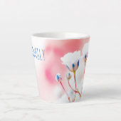 Elegante Rosa Floral Latte Tasse (Vorderseite)