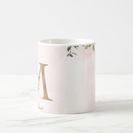 Elegante Rosa Floral Monogram M Tasse (Mittel)