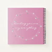 Elegante, rosa, helle Buchstaben an Tochter Notizblock (Rückseite)