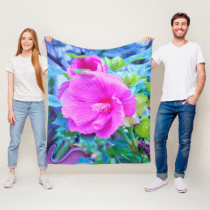 Elegante rosa Hibiskus mit welliger blauer Blattpf Fleecedecke