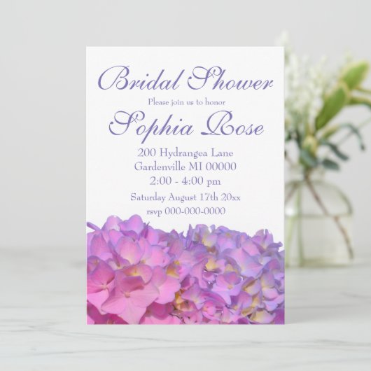 Elegante, rosa, lila Blumendörfchen Hydrangeas Einladung (Stehend Vorderseite)