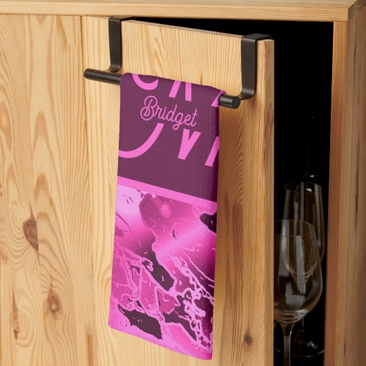 Elegante rosa Marmormor fett formatierte Monogramm Geschirrtuch (Drittel gefaltet)