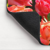 Elegante, rosa, orangefarbene Rose Mousepad (Ecke)