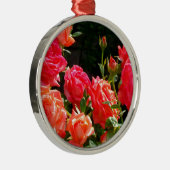 Elegante, rosa, orangefarbene Rose Silbernes Ornament (Rechts)