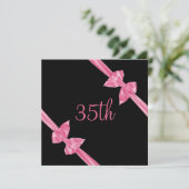 Elegante rosa Satin-Bogen-35. Geburtstag Einladung (Stehend Vorderseite)