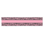 Elegante rosa und schwarze Damasken und Streifen Kurzer Tischläufer (Horizontal)