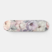 Elegante Rose Blüten Skateboard (Horizontal)