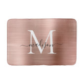 Elegante Rose Gold Brushed Metal Monogram Script Badematte (Vorderseite)