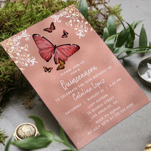 Elegante Rose Gold Butterfly Flora Quinceñera Einladung