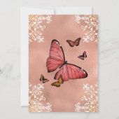 Elegante Rose Gold Butterfly Flora Quinceñera Einladung (Rückseite)