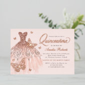 Elegante Rose Gold Butterfly Kleid Quinceanera Folieneinladung (Stehend vorne)